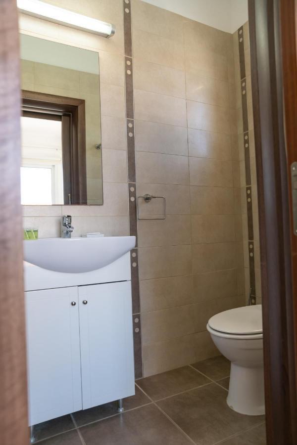 Fig Tree Villa Ekaterina 3 Bdrm Protaras Eksteriør bilde